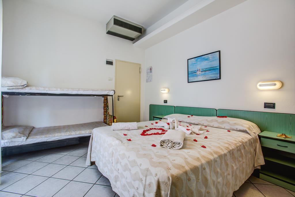 Hotel San Paolo Rimini Rum bild